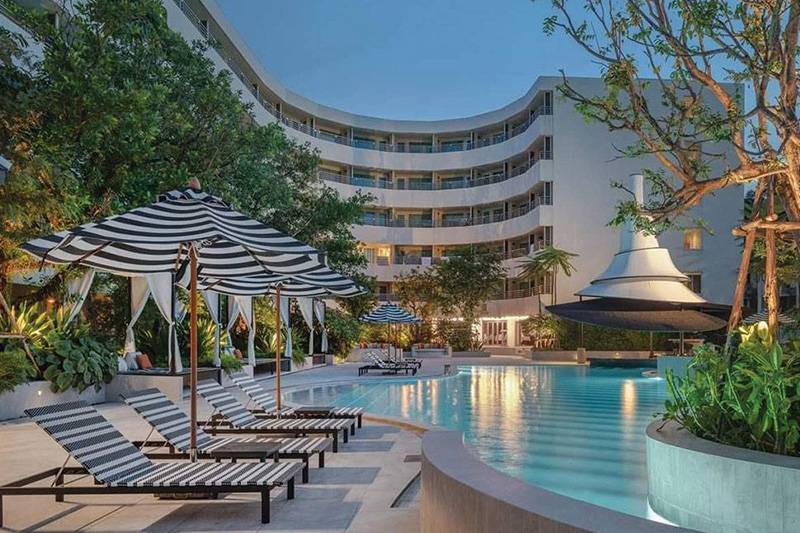 Resort-Style Swimming Pool